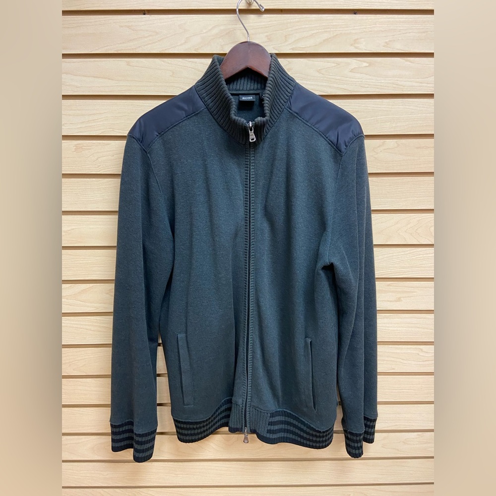 HUGO BOSS AMAZING ELEGANT FASHIONABLE MEN ZIP UP CARDIGAN SIZE XL